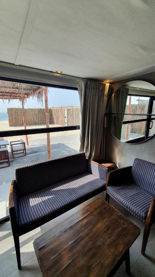 Caravana Beach Resort Al Zorah Ajman Extérieur photo